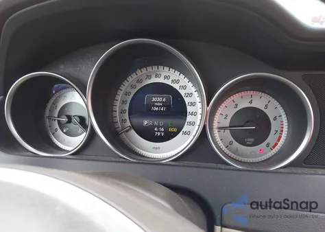 2014 Mercedes-Benz C 300 Luxury 4Matic/Sport 4Matic z USA, uszkodzony, nr VIN WDDGF8AB5ER309550